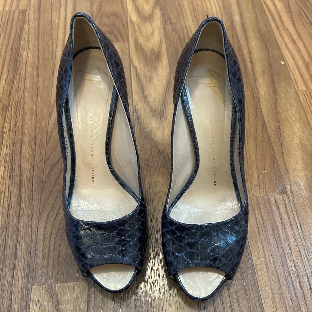 GIUSEPPE ZANOTTI Python Snakeskin Black Gray Platform Peep Toe Stilleto Heels